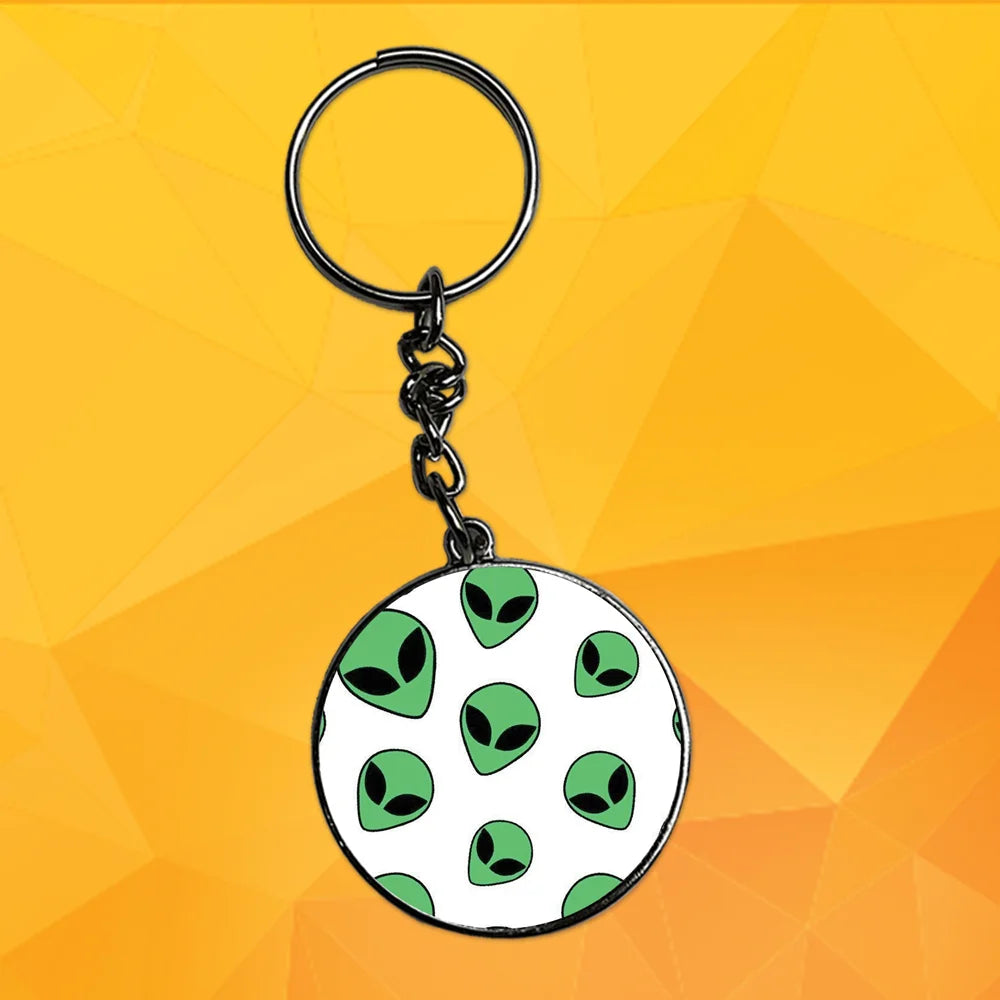 Aliens Head - Keychain With Silver Border (Pack Of 2)