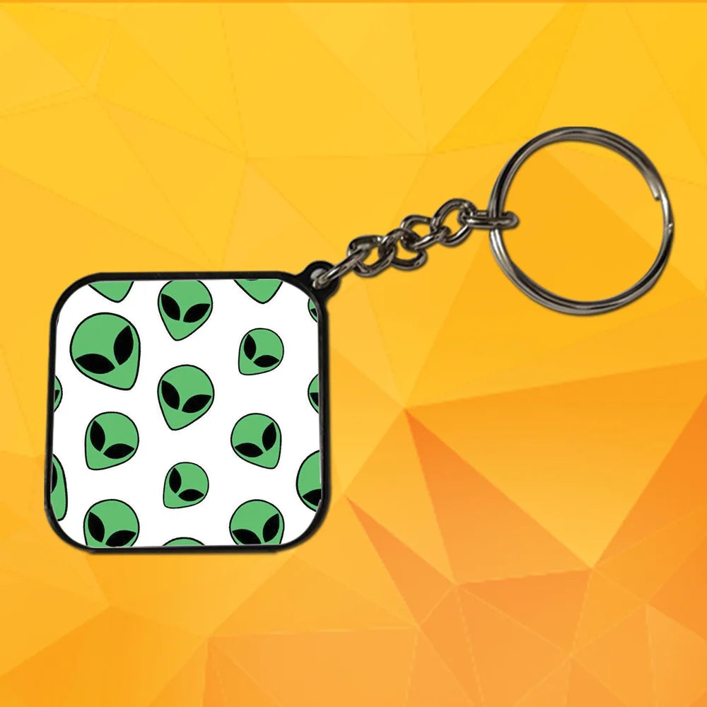 Aliens Head - Keychain With Black Border (Pack Of 2)