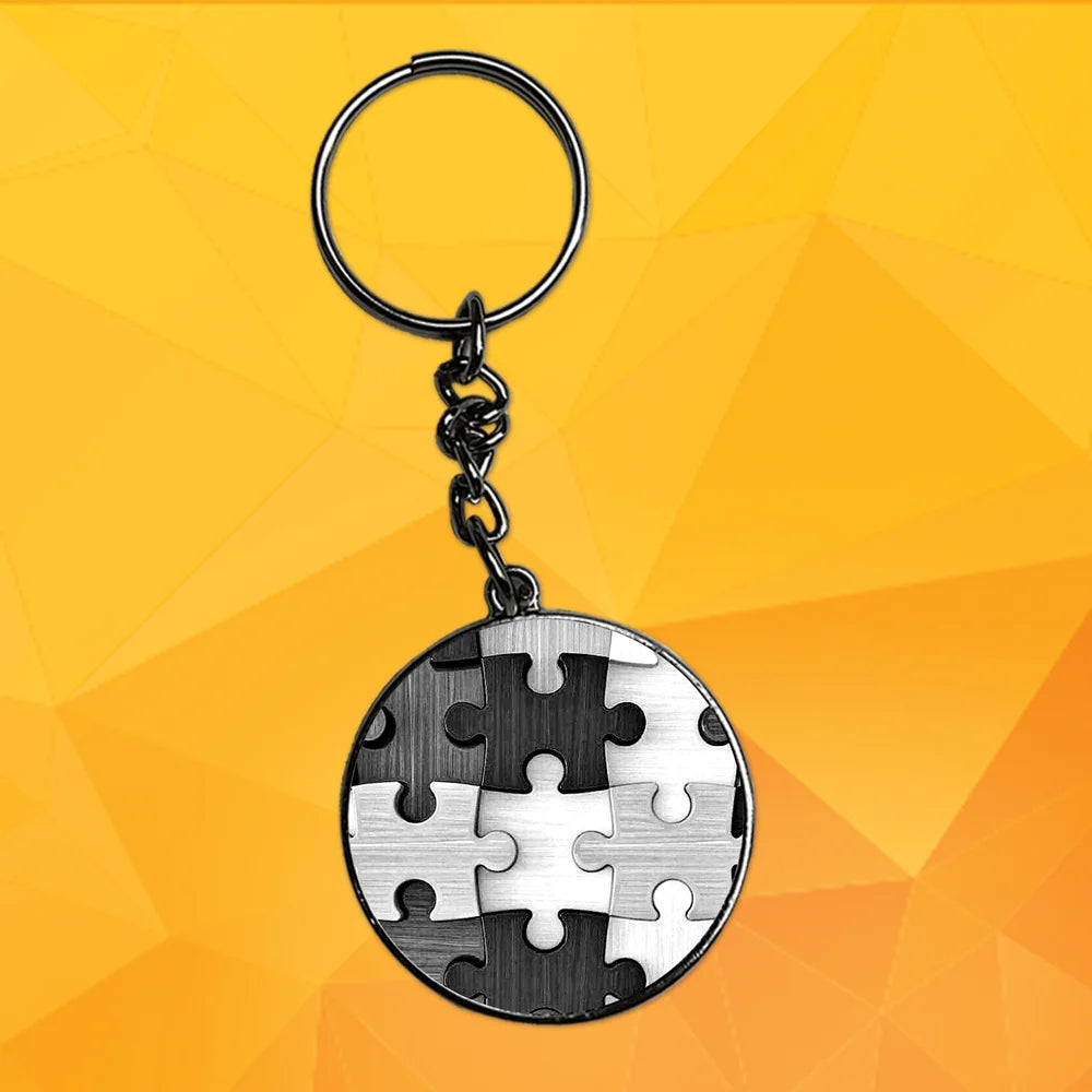 Maze - Keychain With Silver Border (Pack Of 2)