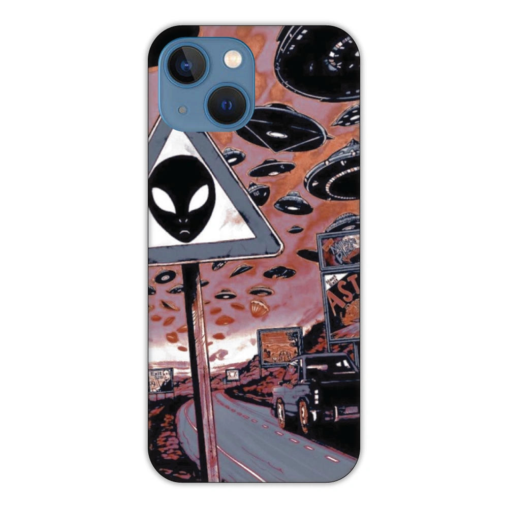 Alien street Apple Hard Case - Iphone 13 Models