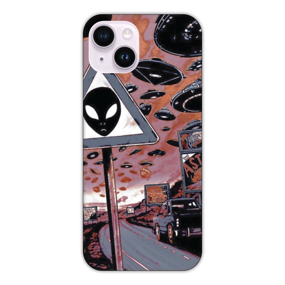 Alien street Apple Hard Case - Iphone 14 Plus Models