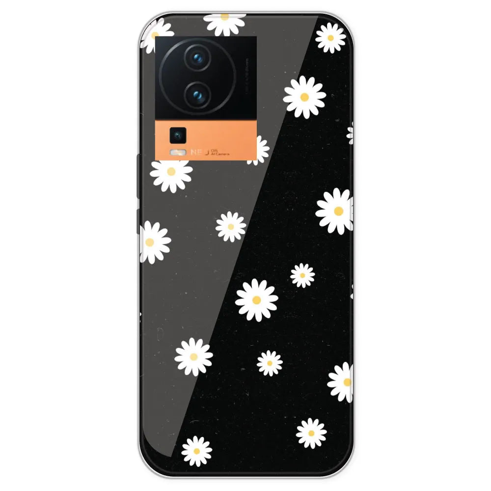 White And Black Flower - Printed Silicone Case For IQOO Neo 7 Pro