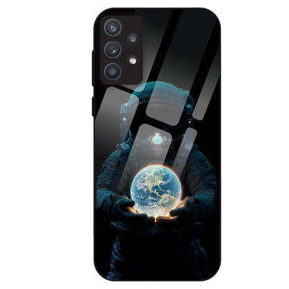 Astronaut Holding Earth - Glass Case For Samsung Galaxy A32