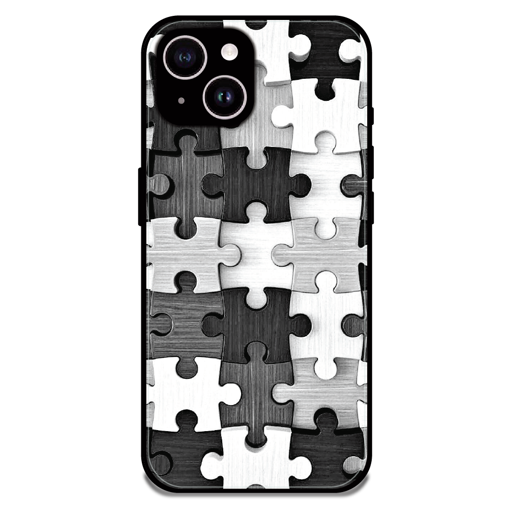 Maze - Glossy Metal Silicone Case For Apple iPhone 15 Plus