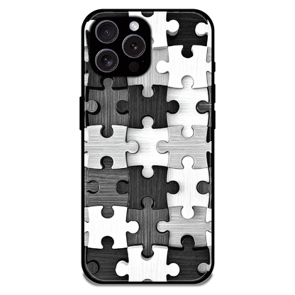 Maze - Glossy Metal Silicone Case For Apple iPhone 15 Pro Max