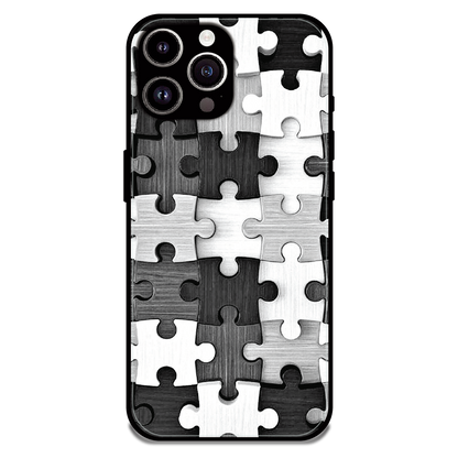 Maze - Glossy Metal Silicone Case For Apple iPhone 15 Pro