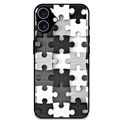 Maze - Glossy Metal Silicone Case For Apple iPhone 16 Plus