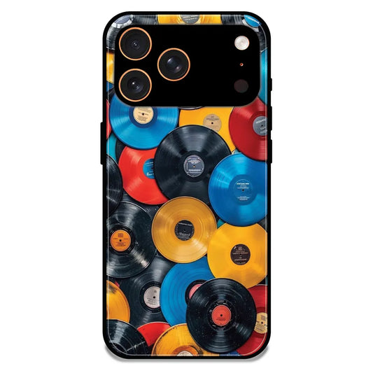 Retro Vinyl Record Pattern - Glossy Metal Silicone Case For Apple iPhone 17 Pro Max