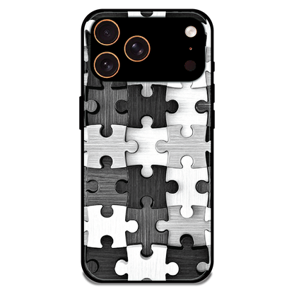 Maze - Glossy Metal Silicone Case For Apple iPhone 17 Pro Max