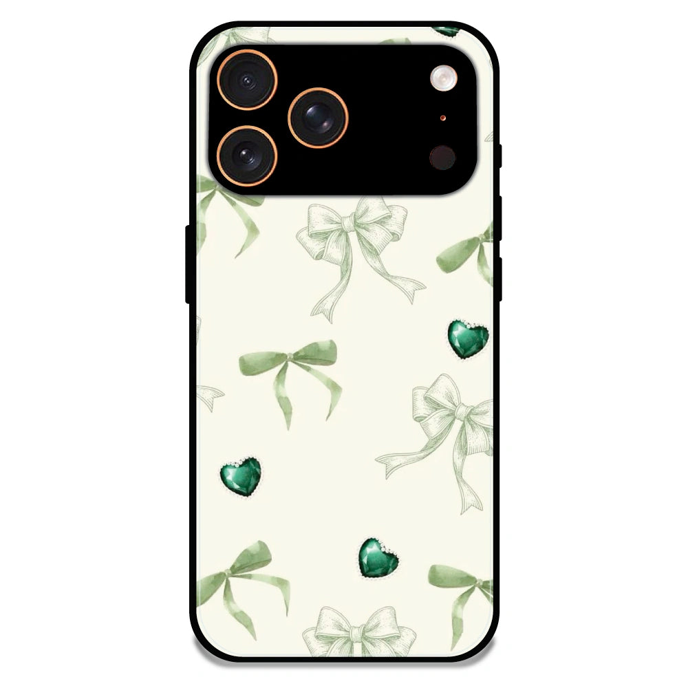 Elegant Green Bow & Heart Pattern - Glossy Metal Silicone Case For Apple iPhone 17 Pro