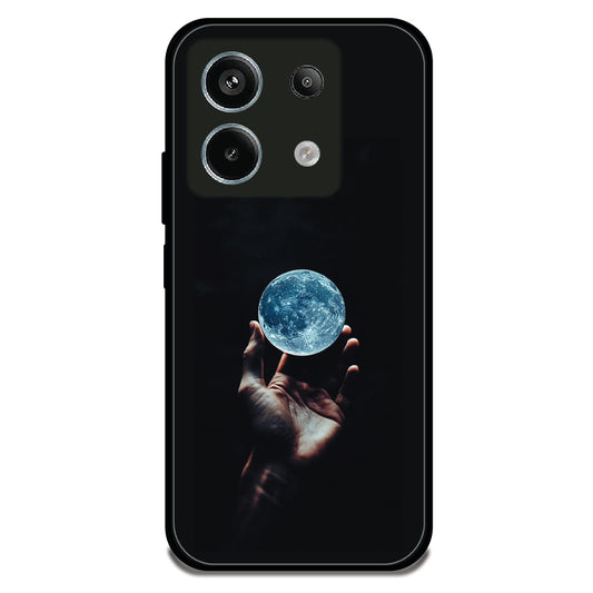 Glowing Moon in Hand - Glossy Metal Silicone Case for Redmi Note 13 Pro 5G