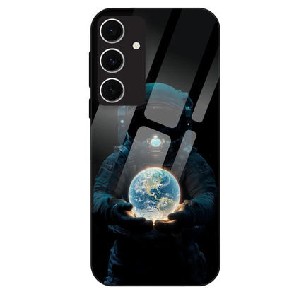 Astronaut Holding Earth - Glass Case For Samsung Galaxy S24 FE