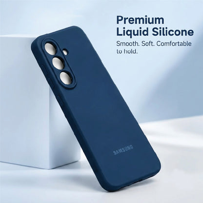 Samsung Galaxy S25 in blue liquid silicone case – smooth, soft and comfortable to hold