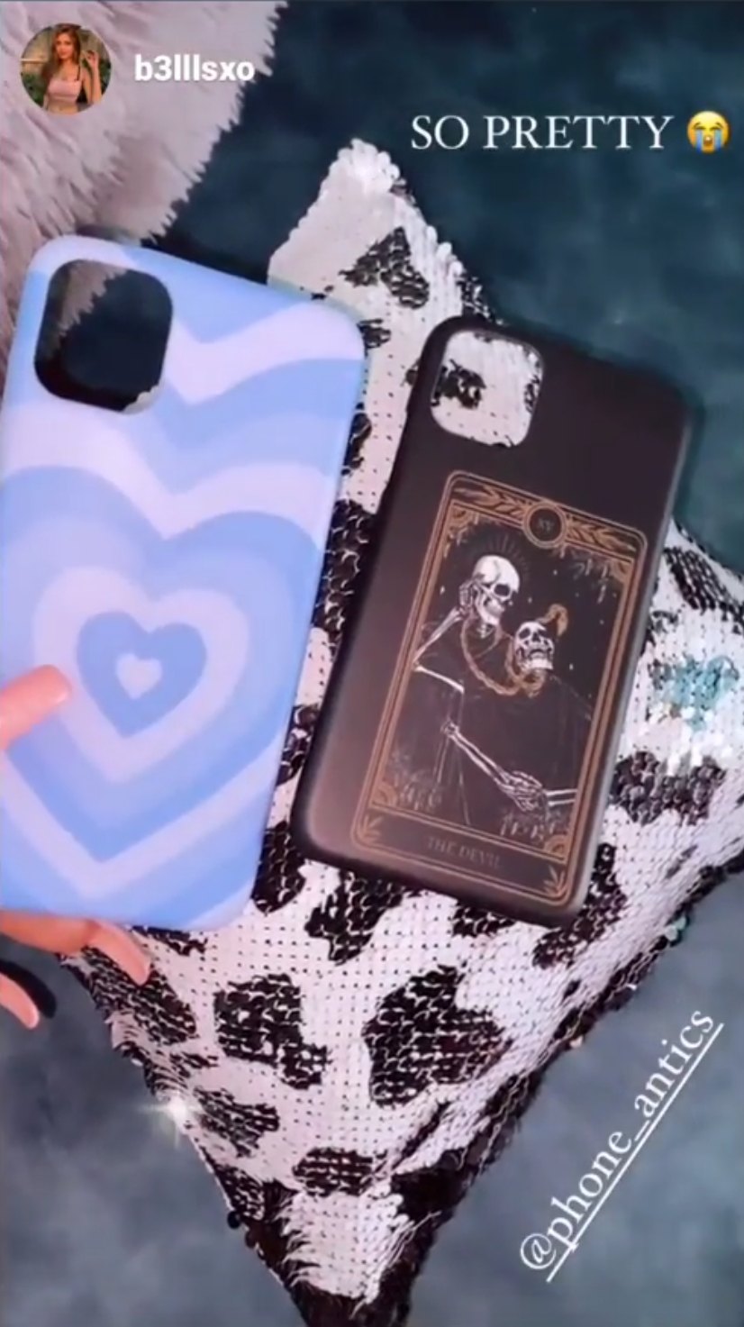 Customer @b3lllsxo with their PhoneAntics case